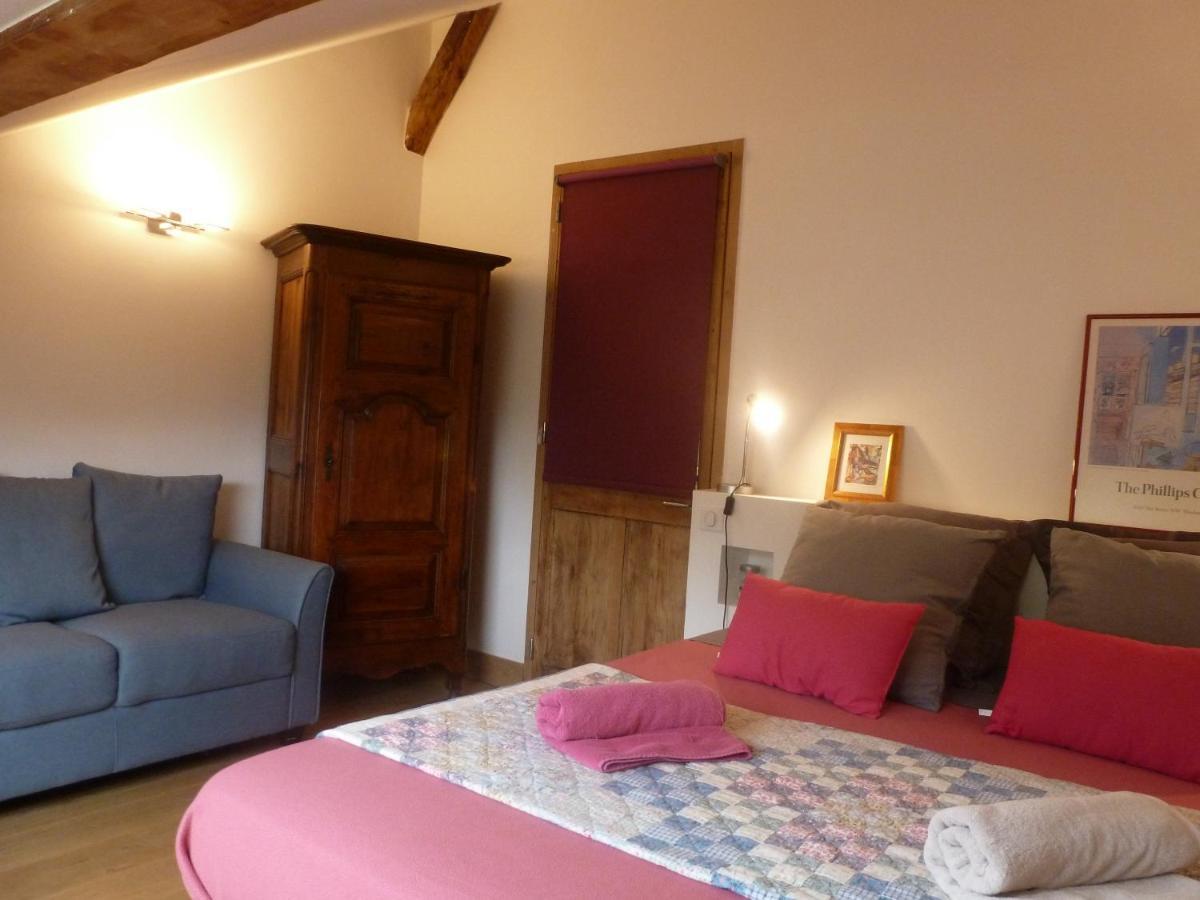 Au Cheval Blanc - Appartements Et Chambres D'Hotes Albertville Buitenkant foto