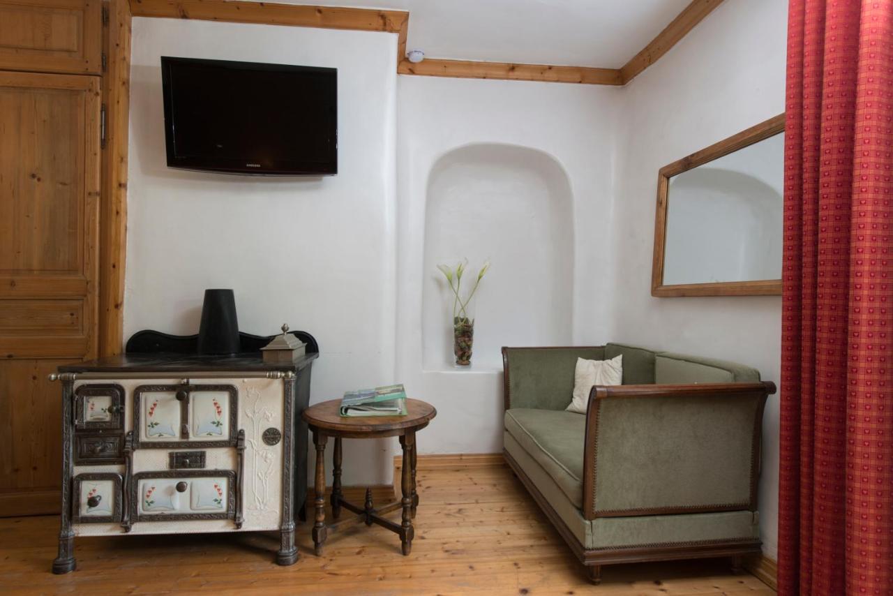 Au Cheval Blanc - Appartements Et Chambres D'Hotes Albertville Buitenkant foto